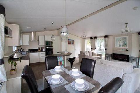 2 bedroom lodge for sale, Glendevon Perthshire