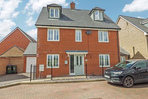 5 bedroom detached house to rent, Sierra Drive, Aylesbury HP18