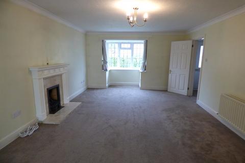 4 bedroom detached house to rent, FETCHAM