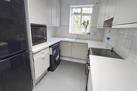 3 bedroom flat for sale, Wilmslow Road Flat  Appleby Lodge, Fallowfield