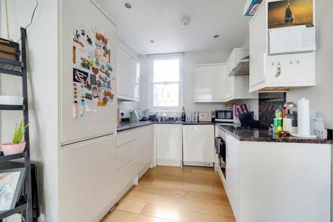 2 bedroom flat to rent, Granby Place, London SE1