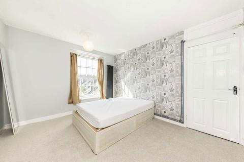 2 bedroom flat for sale, Duchy Street, London SE1