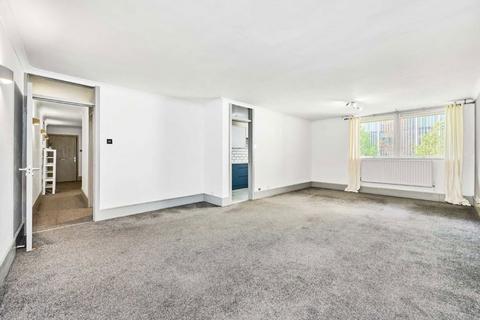 2 bedroom flat to rent, Upper Ground, London SE1