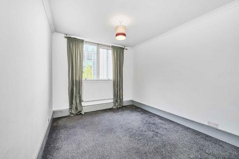 2 bedroom flat to rent, Upper Ground, London SE1