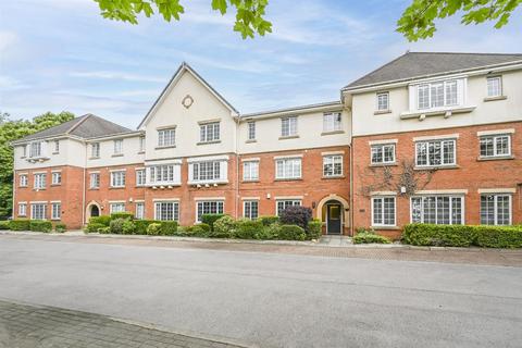 24 Chilton Court, Liverpool, L31 6EU