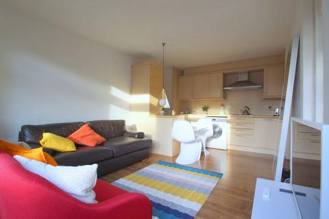 1 bedroom flat to rent, Barbican, London EC2Y