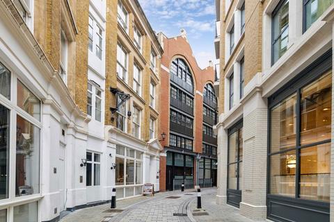 Flat 7, 3 Ludgate Square, London, EC4M 7AS