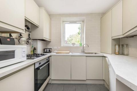 2 bedroom flat for sale, Percival Street, London EC1V