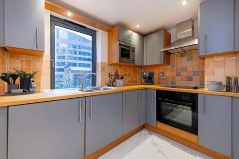 2 bedroom flat for sale, Wormwood Street, London EC2M