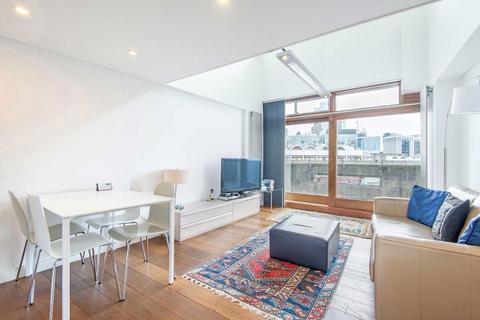 1 bedroom flat for sale, Frobisher Crescent, London EC2Y