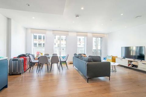 3 bedroom flat for sale, Jubilee Walk, London WC1X