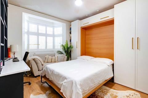 Studio for sale, Woburn Place, London WC1H