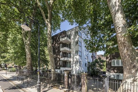 2 bedroom flat for sale, Seaford Street, London WC1H