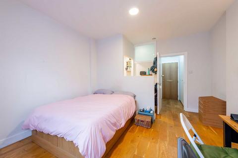 Studio for sale, Woburn Place, London WC1H