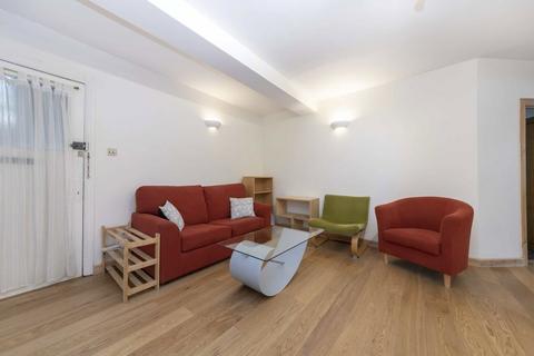 1 bedroom flat for sale, Tottenham Street, London W1T