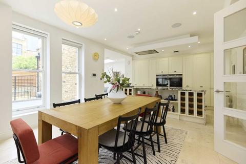 4 bedroom flat for sale, St. Augustines Road, London NW1