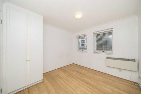 2 bedroom flat to rent, Chaucer Drive, London SE1