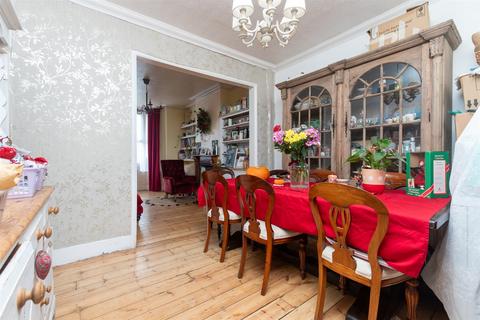 2 bedroom terraced house for sale, Pelham Road, Gravesend, Kent