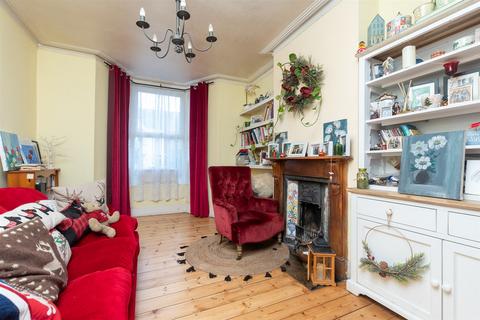 2 bedroom terraced house for sale, Pelham Road, Gravesend, Kent