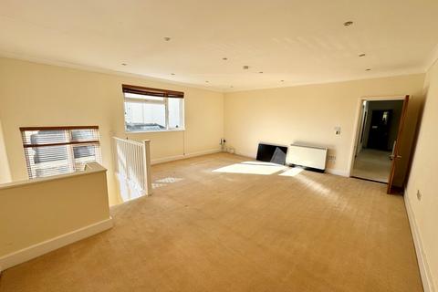 2 bedroom flat to rent, 7 Gloster House, St Helier