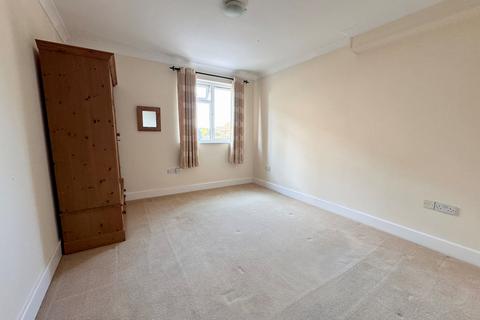 2 bedroom flat to rent, 7 Gloster House, St Helier