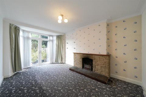 4 bedroom semi-detached house for sale, Oakwood Crescent, Greenford