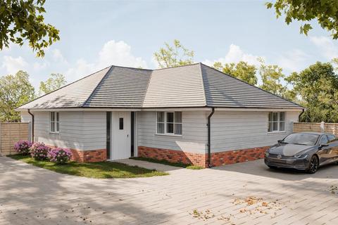 3 bedroom detached bungalow for sale, Castle Way, St. Osyth CO16