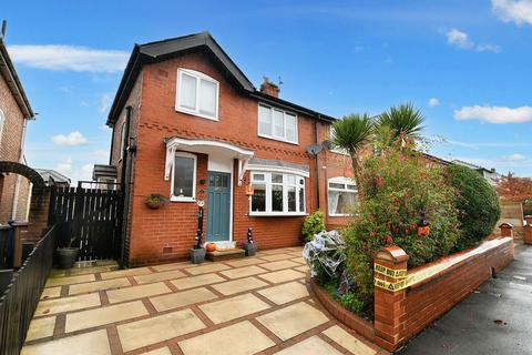 3 bedroom semi-detached house for sale, Avondale Drive, Salford, M6