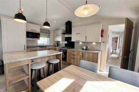 2 bedroom lodge for sale, Sleaford Road Tattershall