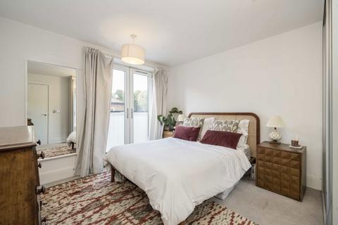 1 bedroom flat for sale, Bute Gardens, London W6