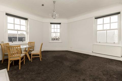 3 bedroom flat for sale, Bishop Kings Road, London W14