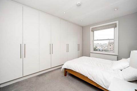 2 bedroom flat for sale, Lime Grove, London W12