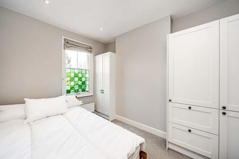 2 bedroom flat for sale, Lime Grove, London W12