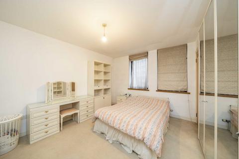 2 bedroom flat for sale, Windsor Way, London W14