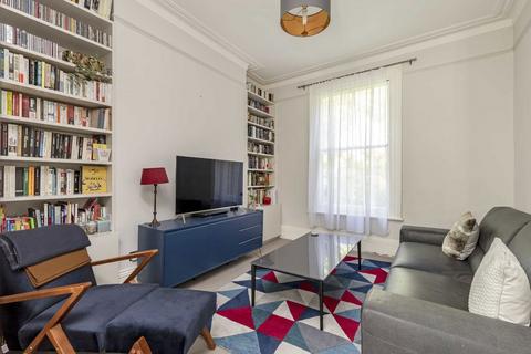 3 bedroom flat for sale, Minford Gardens, London W14