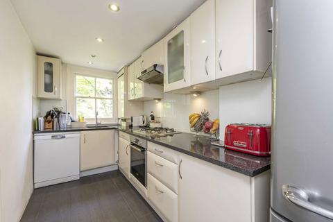 3 bedroom flat for sale, Minford Gardens, London W14