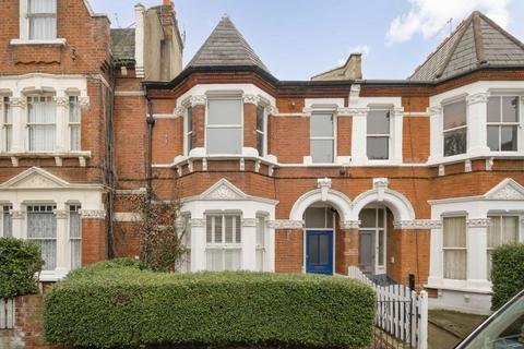 3 bedroom flat for sale, Lakeside Road, London W14