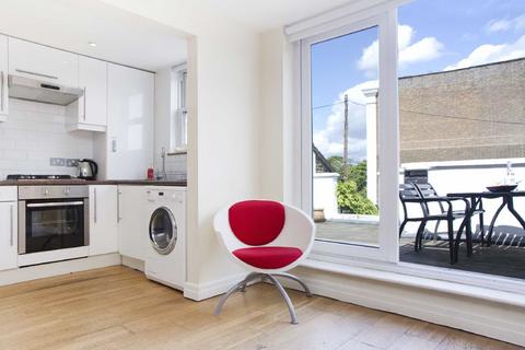 3 bedroom flat for sale, King Street, London W6