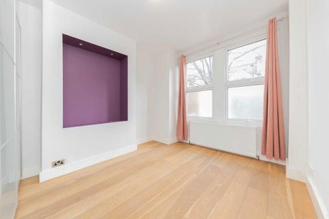 2 bedroom maisonette for sale, Adelaide Grove, London W12