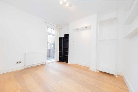 65 Adelaide Grove, London, W12 0JX