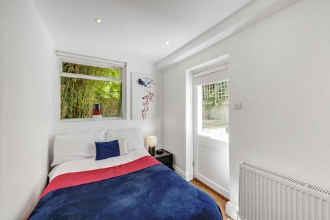 2 bedroom flat for sale, Comeragh Road, London W14