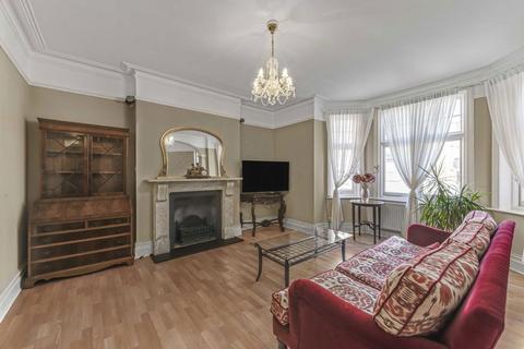 2 bedroom flat for sale, Hamlet Gardens, London W6