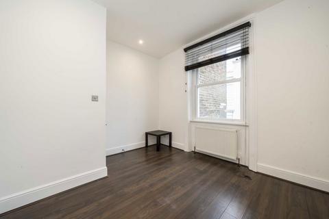 2 bedroom flat for sale, Russell Gardens, London W14