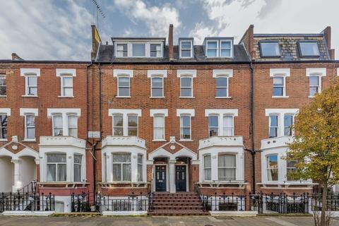 1 bedroom flat for sale, Aynhoe Road, London W14