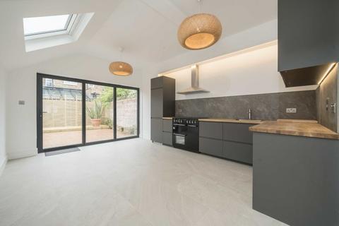 4 bedroom terraced house for sale, Disbrowe Road, London W6