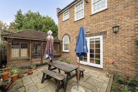 5 bedroom end of terrace house for sale, Black Lion Mews, London W6