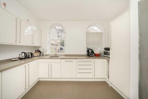 5 bedroom end of terrace house for sale, Black Lion Mews, London W6