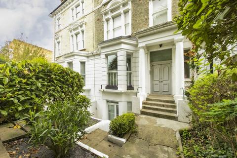 3 bedroom flat to rent, Elsham Road, London W14