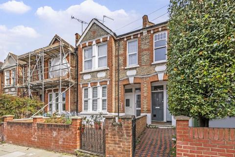 2 bedroom flat for sale, Oaklands Grove, London W12