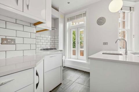 1 bedroom flat for sale, Barons Court Road, London W14